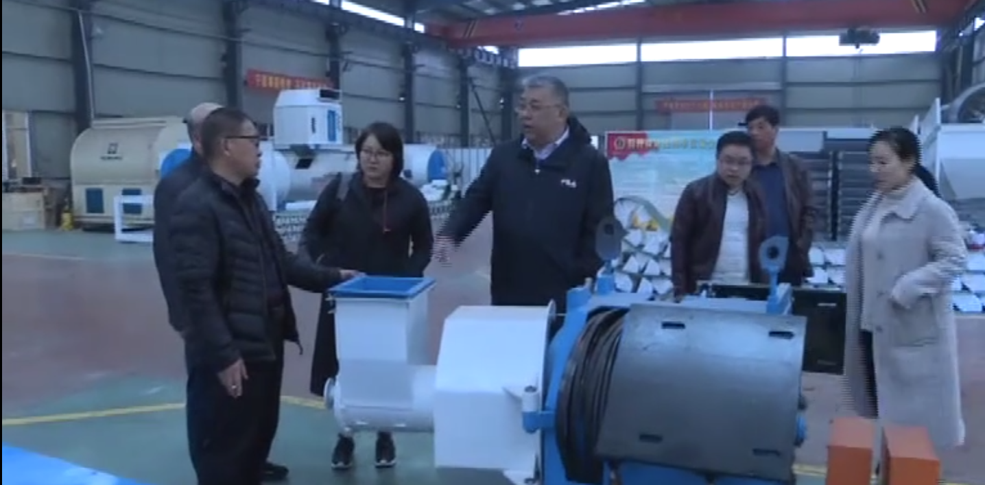 國(guó)家(jiā)養羊體(tǐ)系首席科(kē)學家(jiā)金(jīn)海(hǎi)到(dào)（修武）河(hé)南(nán)恒牧機(jī)械考察